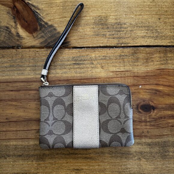 Small Coach Wristlet - Picture 3 of 4